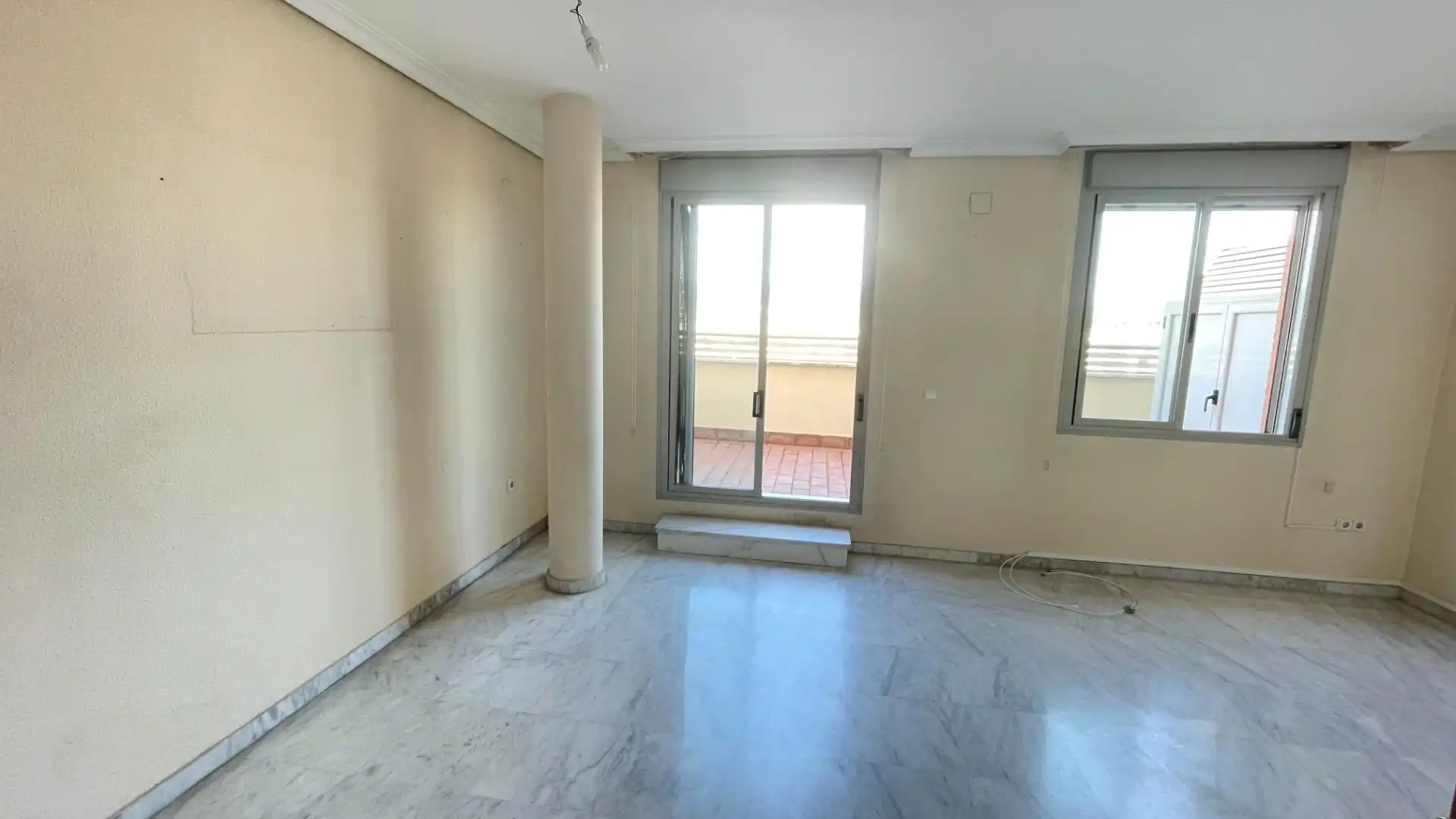 Schlafzimmer von Wohnung zum Verkauf in Córdoba mit Klimaanlage und Terrasse