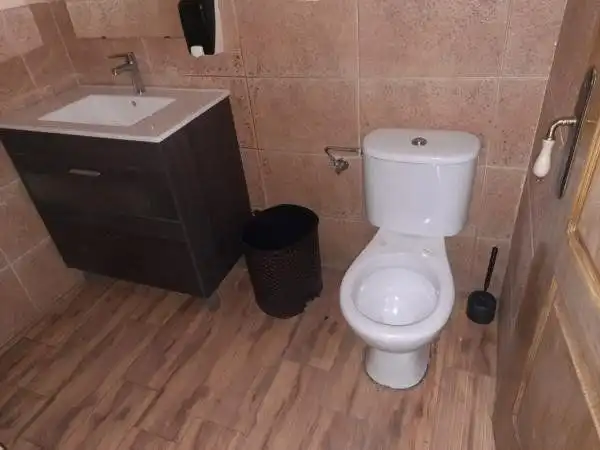 Baño de Nave industrial de alquiler en Monóvar  / Monòver