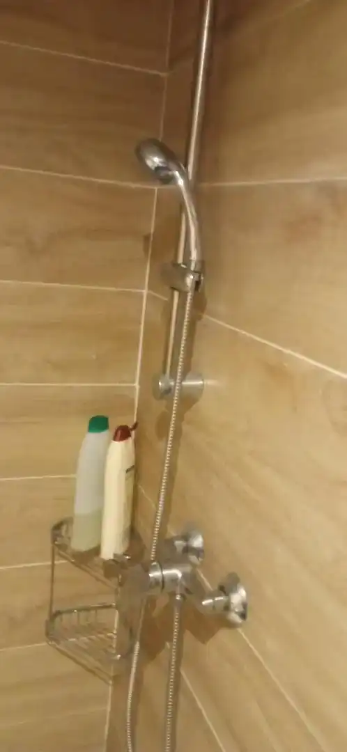 Badezimmer von Wohnungen zur Miete in Cangas  mit Privatgarten, Möbliert und Ofen
