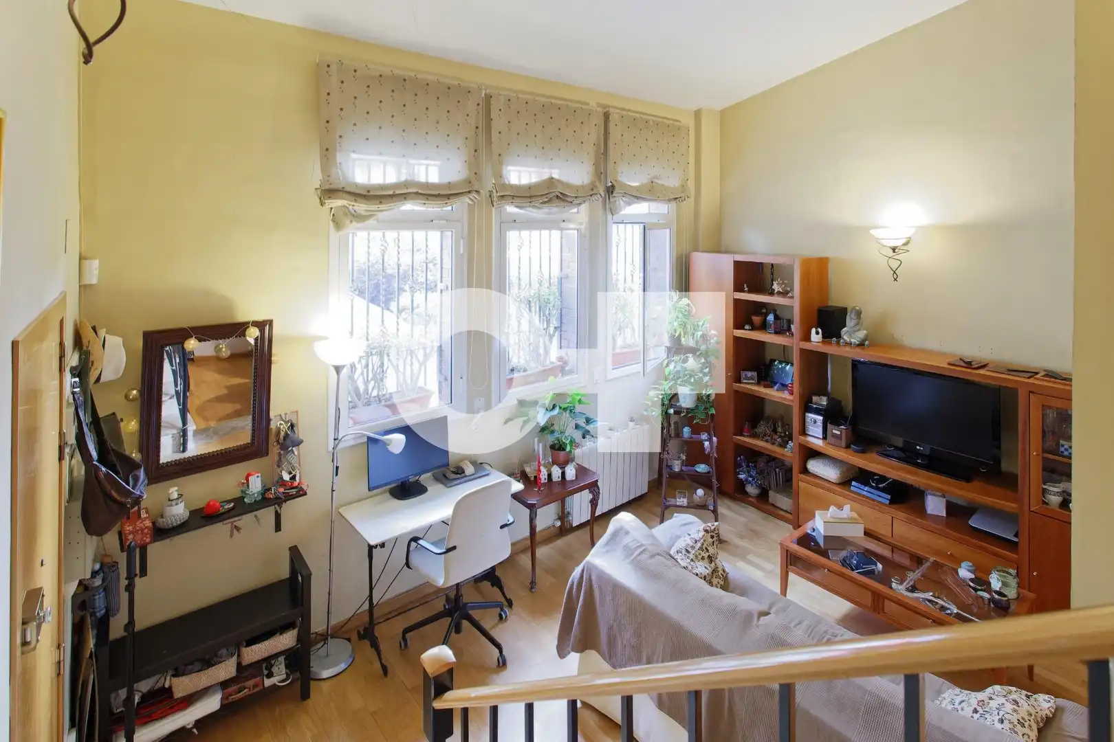 Living room of Duplexes for sale in Barcelona  with Heating, Parquet flooring and Terrace