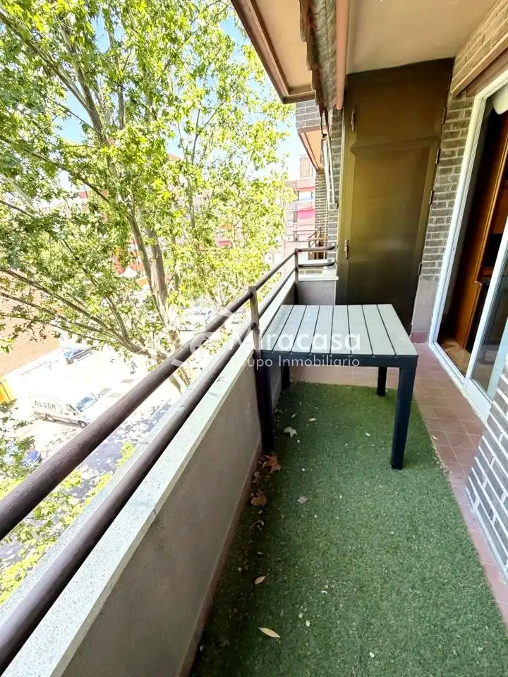 Terrassa de Pis en venda en Madrid amb Aire condicionat, Calefacció i Terrassa