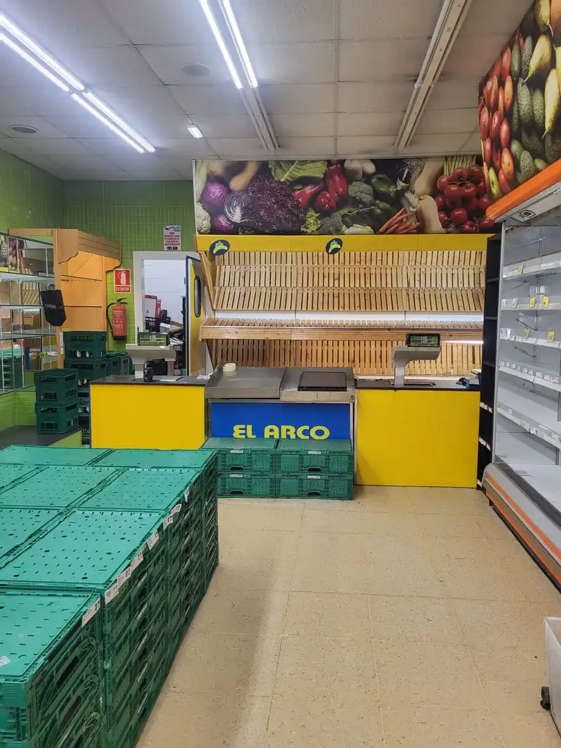 Local comercial en alquiler en Marques de San esteban, imagen 2