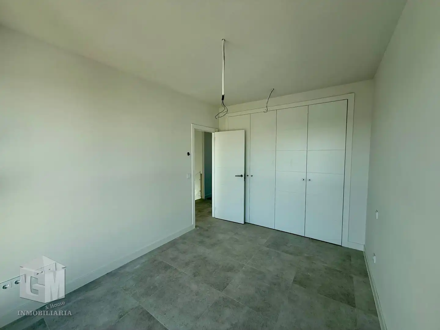 Habitación de Casa adosada en venta en Villaviciosa de Odón con Calefacción, Jardín privado y Terraza