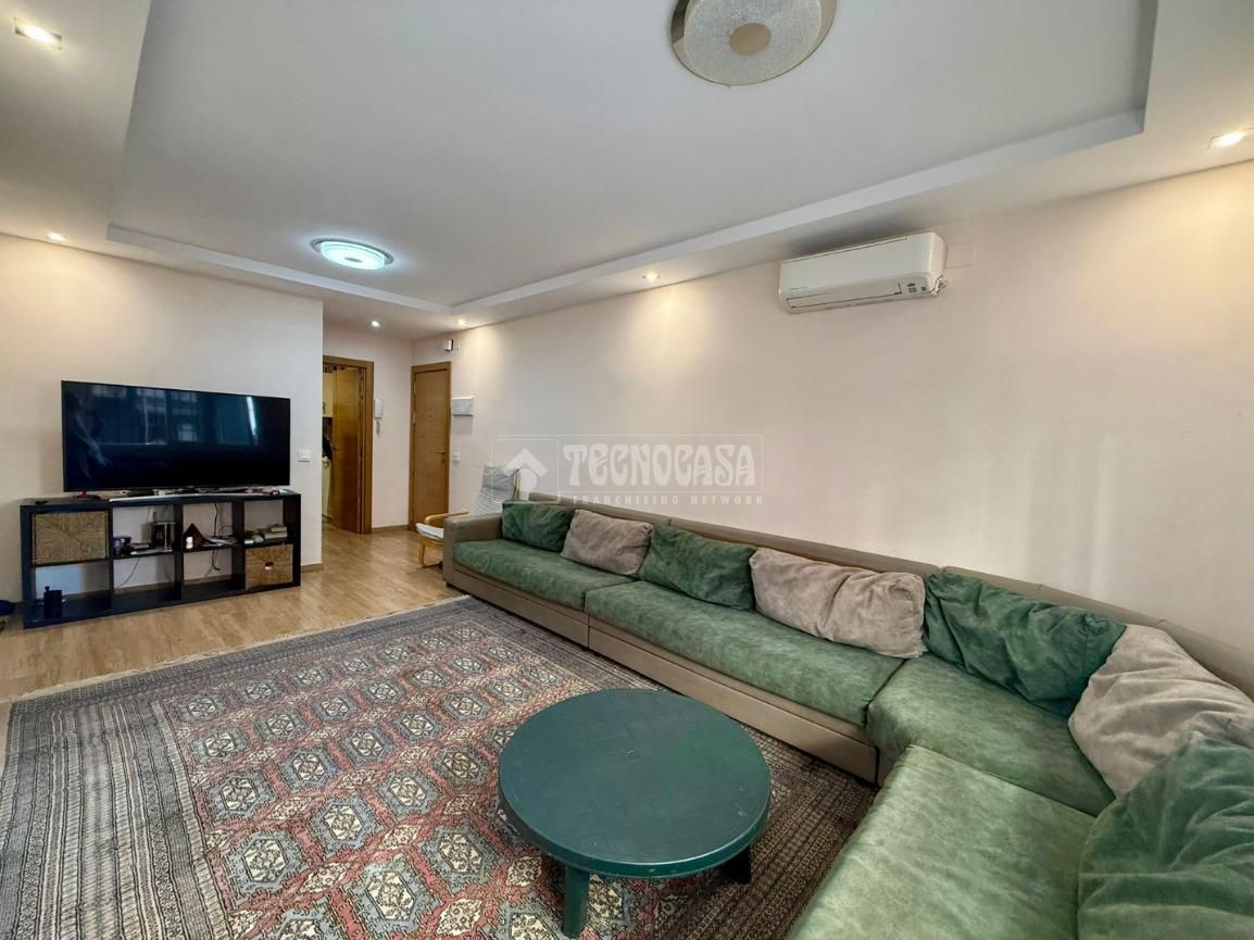 Sala d'estar de Pis en venda en Benalmádena amb Aire condicionat