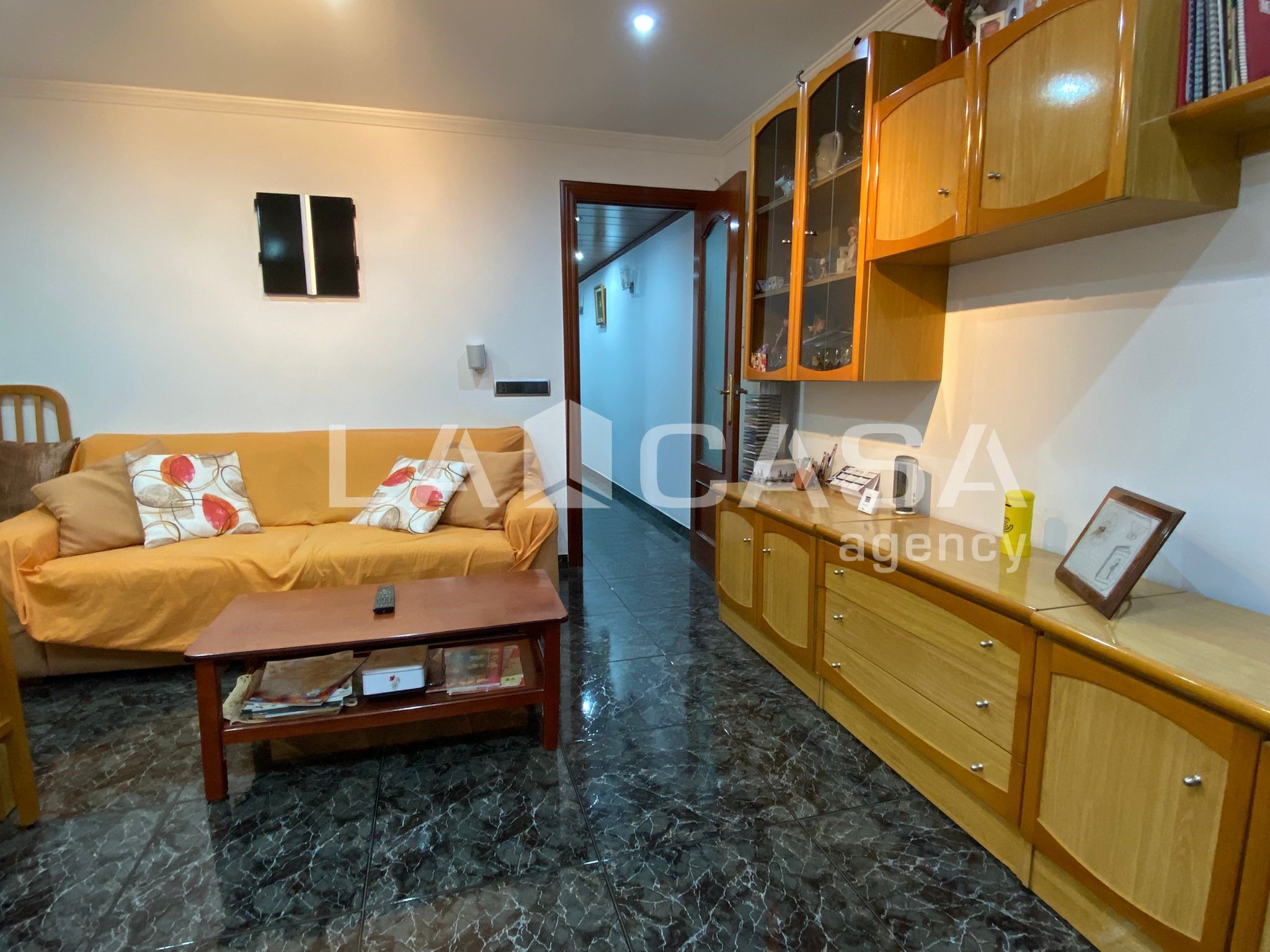 Living room of Flat for sale in Santa Coloma de Gramenet  with Heating and Balcony