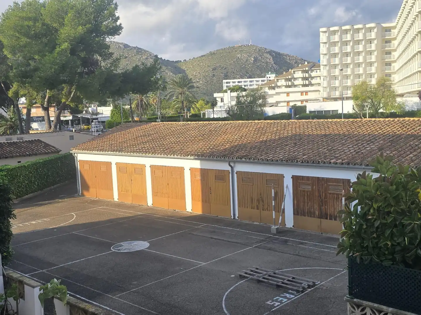 Aparcament de Dúplex en venda en Alcúdia amb Aire condicionat, Calefacció i Jardí privat