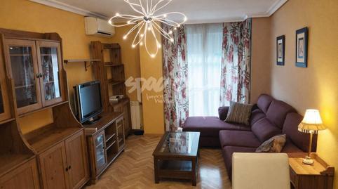 Foto 4 de Piso en venta en  Piqueñas, Buena Vista,  Madrid Capital