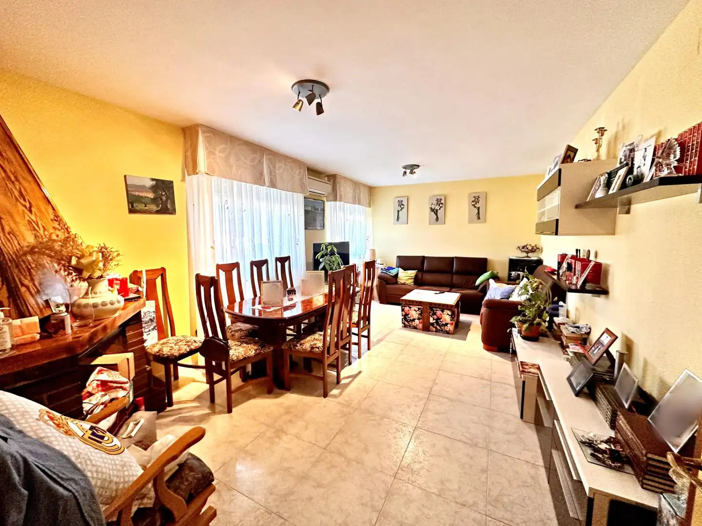 Exterior view of Houses for sale in Escalona  with Air Conditioner, Heating and Private garden