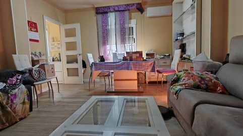 Foto 2 von Einfamilien-Reihenhaus zum Verkauf in Calle Calle Río Záncara, Los Santos de Maimona, Badajoz
