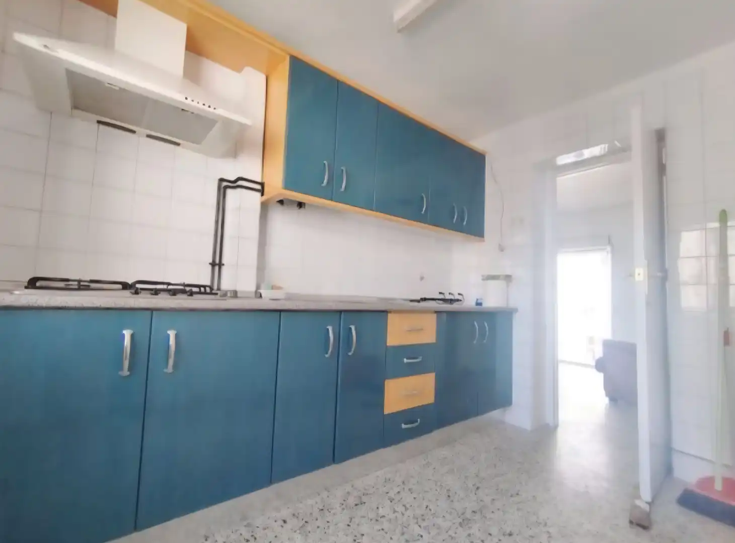 Cuina de Pis en venda en Huelva amb Aire condicionat, Parquet i Traster