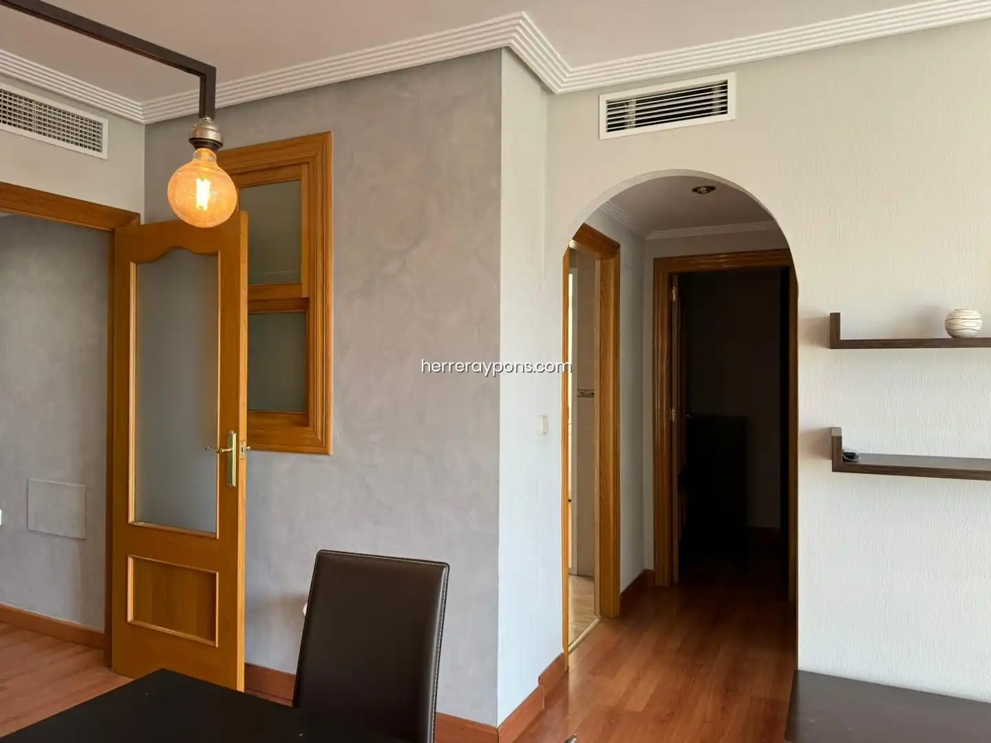 Flat for sale in Murcia  with Air Conditioner and Storage room