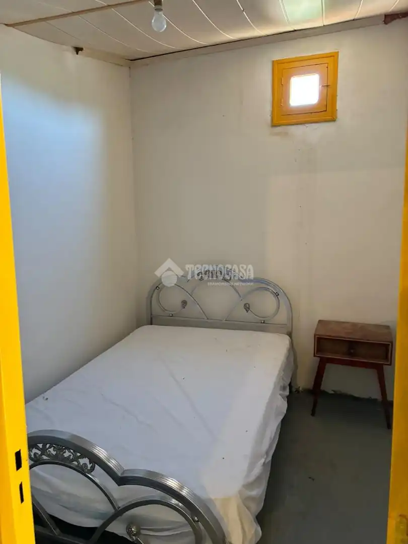 Habitación de Casa adosada en venta en Cifuentes, Guadalajara
