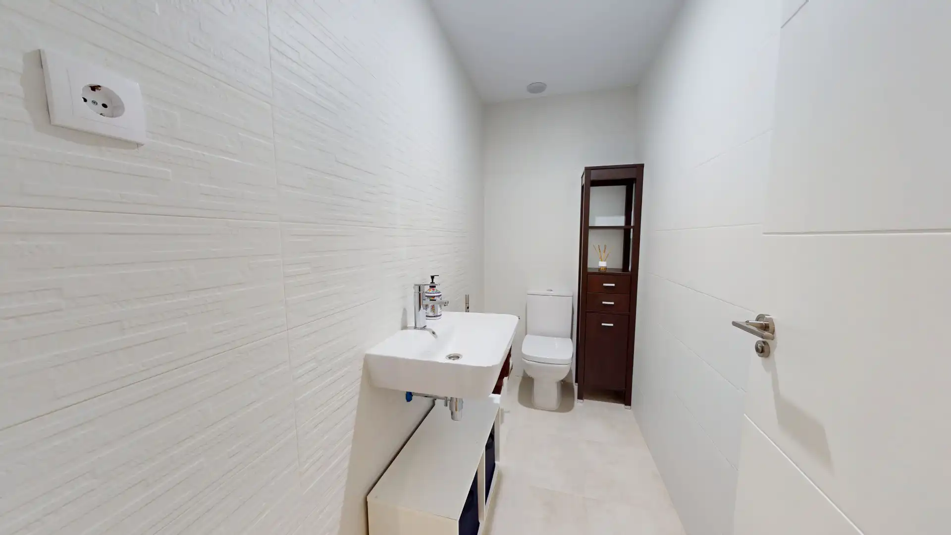 Bany de Casa o xalet en venda en Boadilla del Monte amb Calefacció, Jardí privat i Terrassa