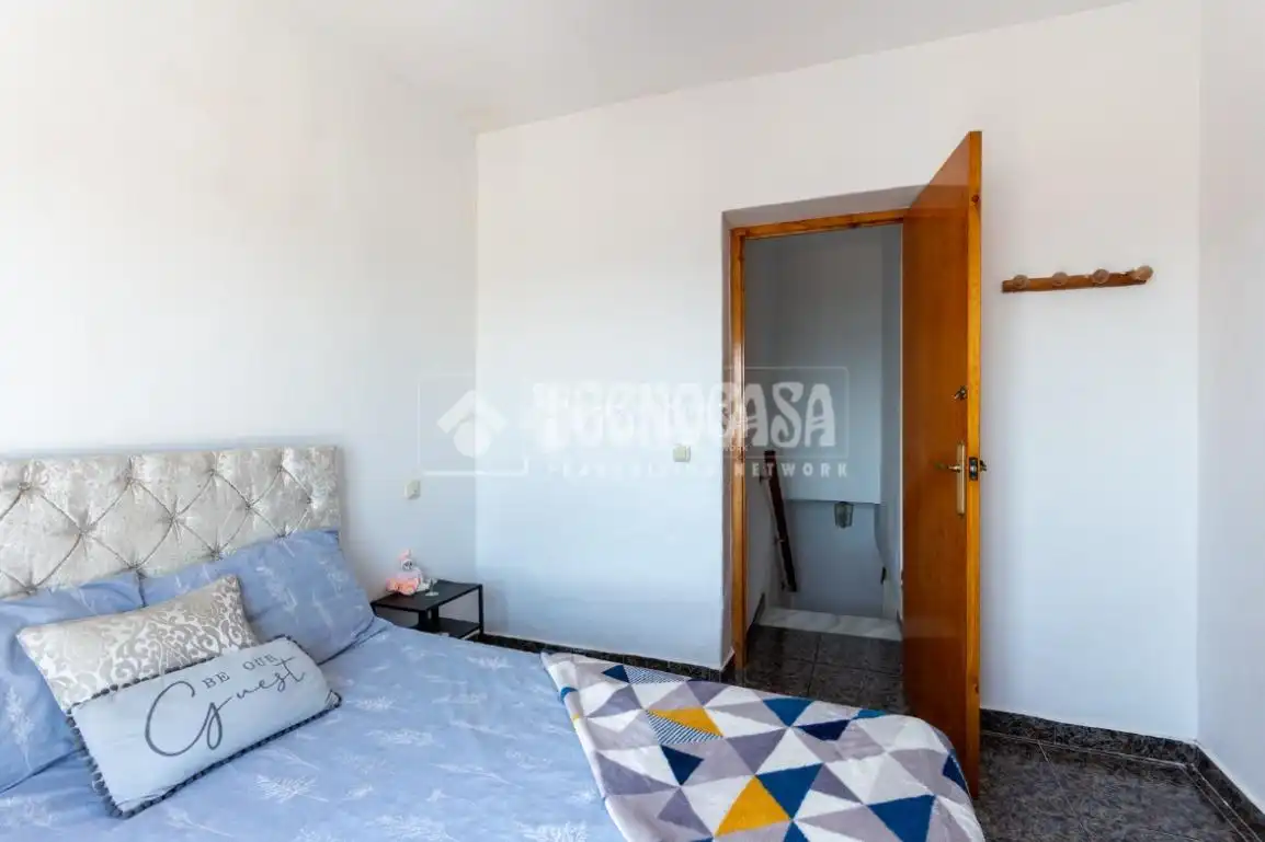 Habitación de Casa o chalet en venta en Alcaucín con Terraza y Balcón