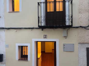 Casa rústica en venda a sant cristofol 2
