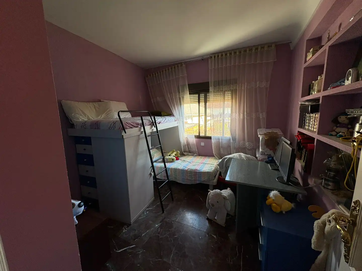 Habitación de Casa adosada en venta en Morata de Tajuña