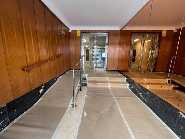 Oficina en Venta en Calle del Puente Colgante en Plaza de Toros