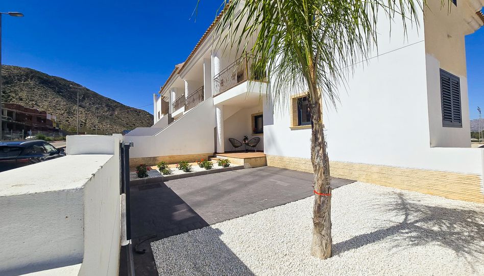 Foto 1 de Piso en venta en Calle Inglaterra, Cox, Alicante