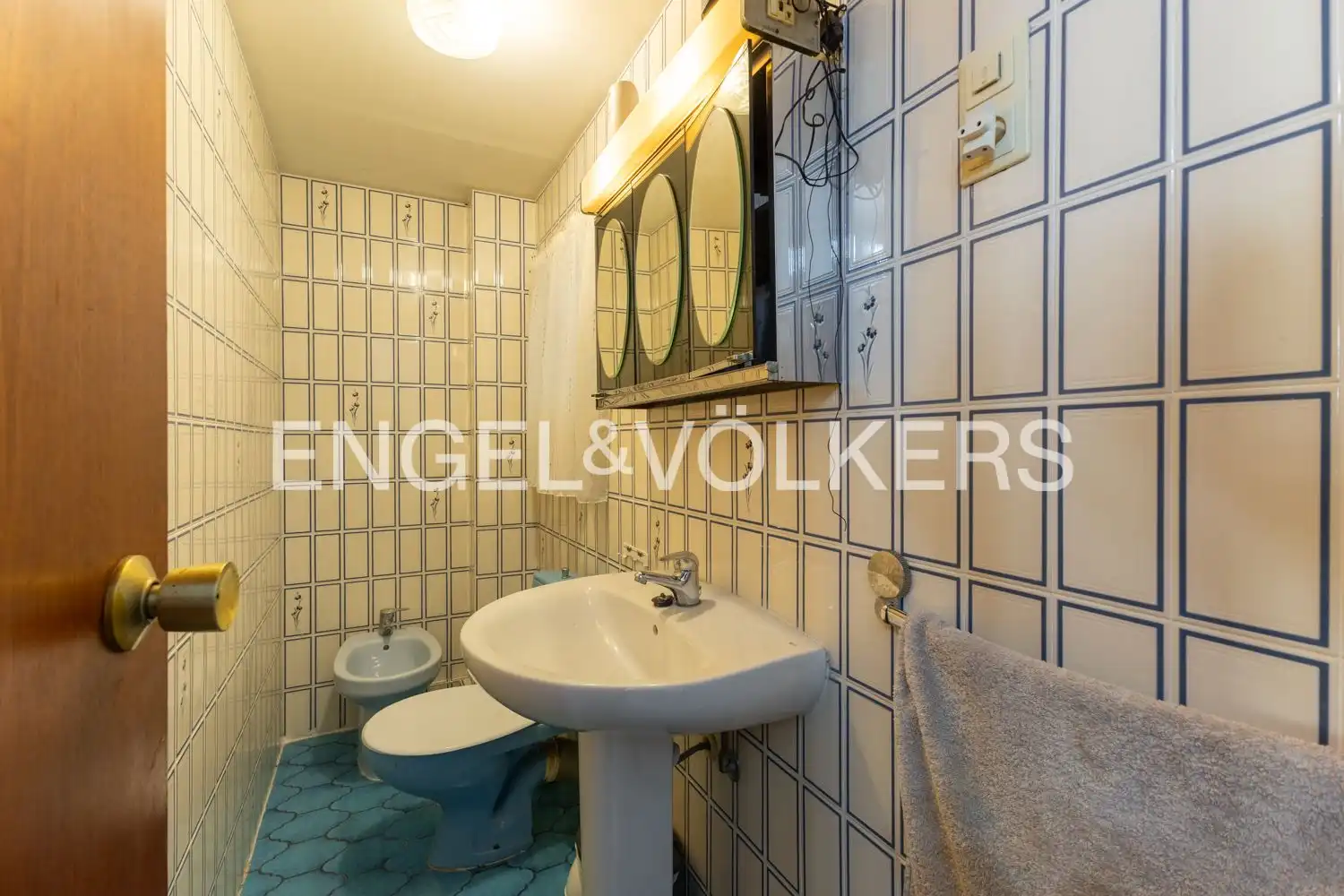 Baño de Piso en venta en Valencia con Aire acondicionado y Calefacción