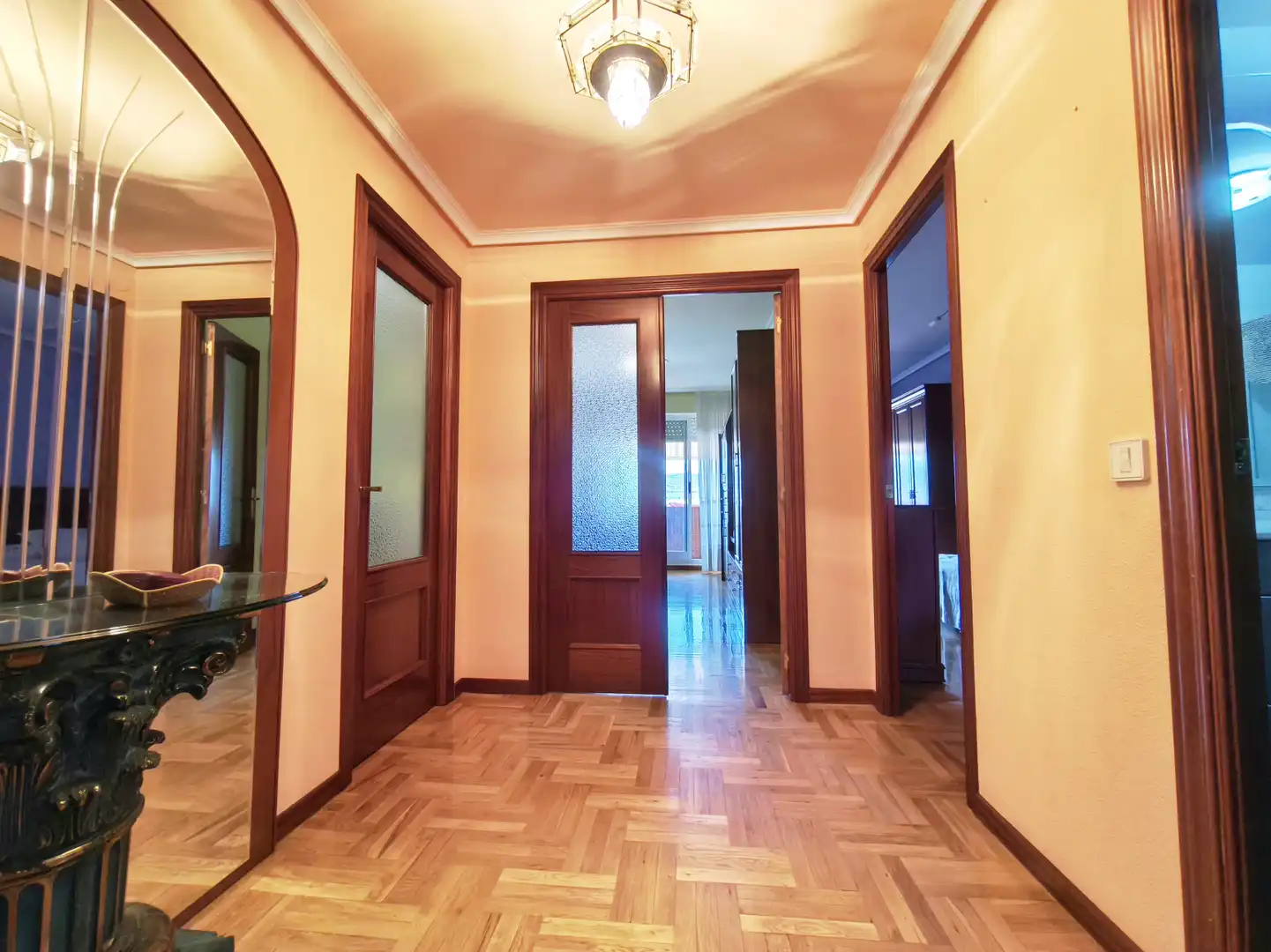 Pis en venda en  Logroño amb Calefacció, Parquet i Terrassa