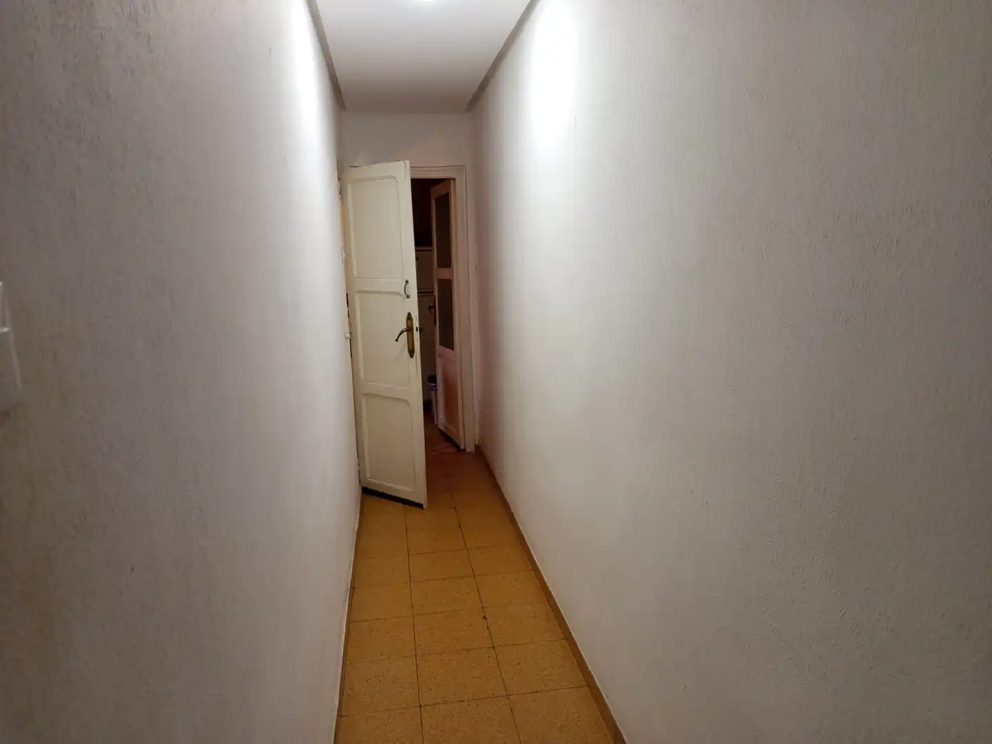 Flat for sale in Madrid  with Heating and Furnished