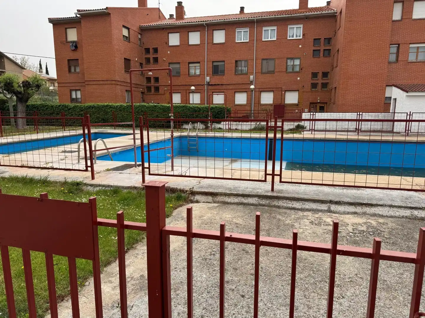 Piscina de Pis en venda en Borja amb Aire condicionat, Calefacció i Terrassa