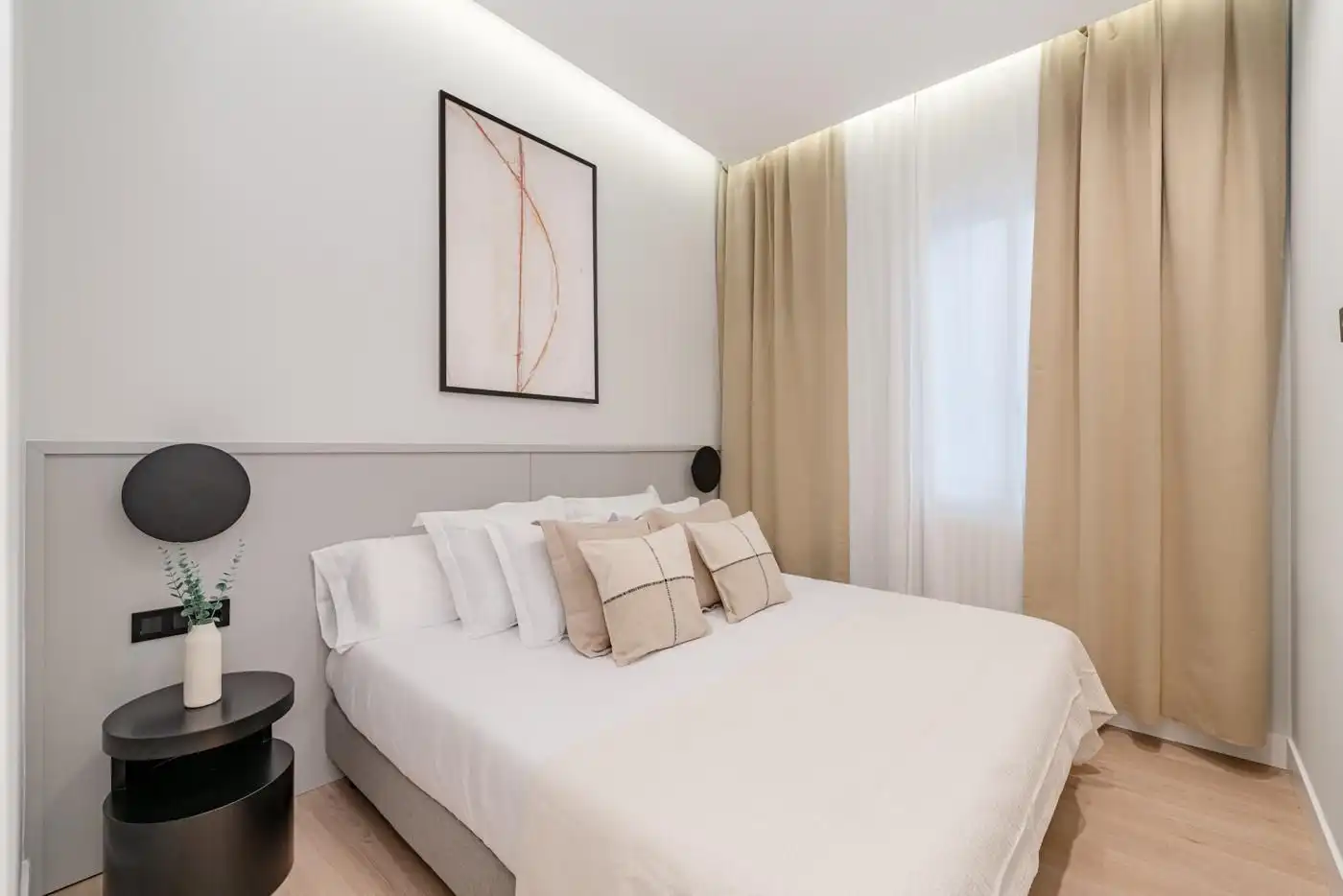 Schlafzimmer von Wohnung zum Verkauf in Madrid mit Klimaanlage und Heizung