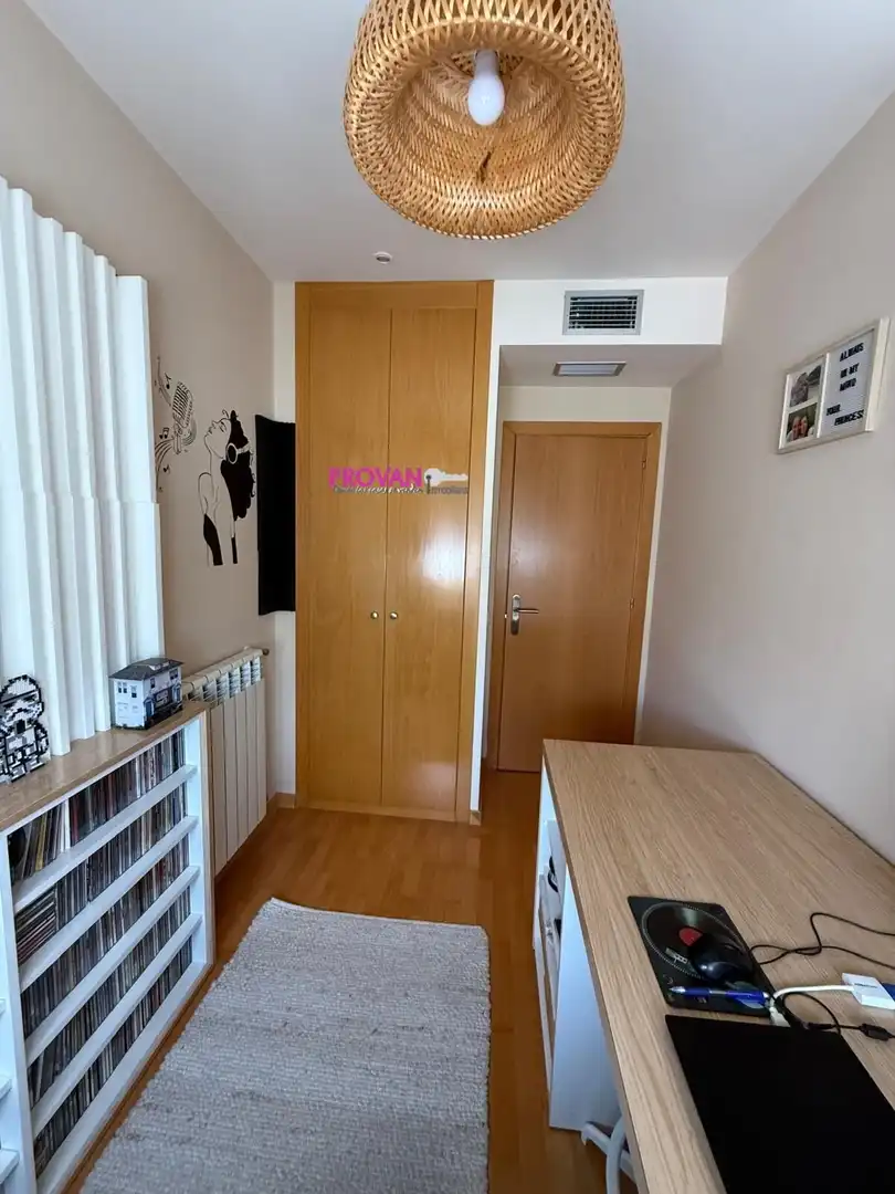 Bedroom of Flat for sale in Parla  with Heating, Terrace and Storage room