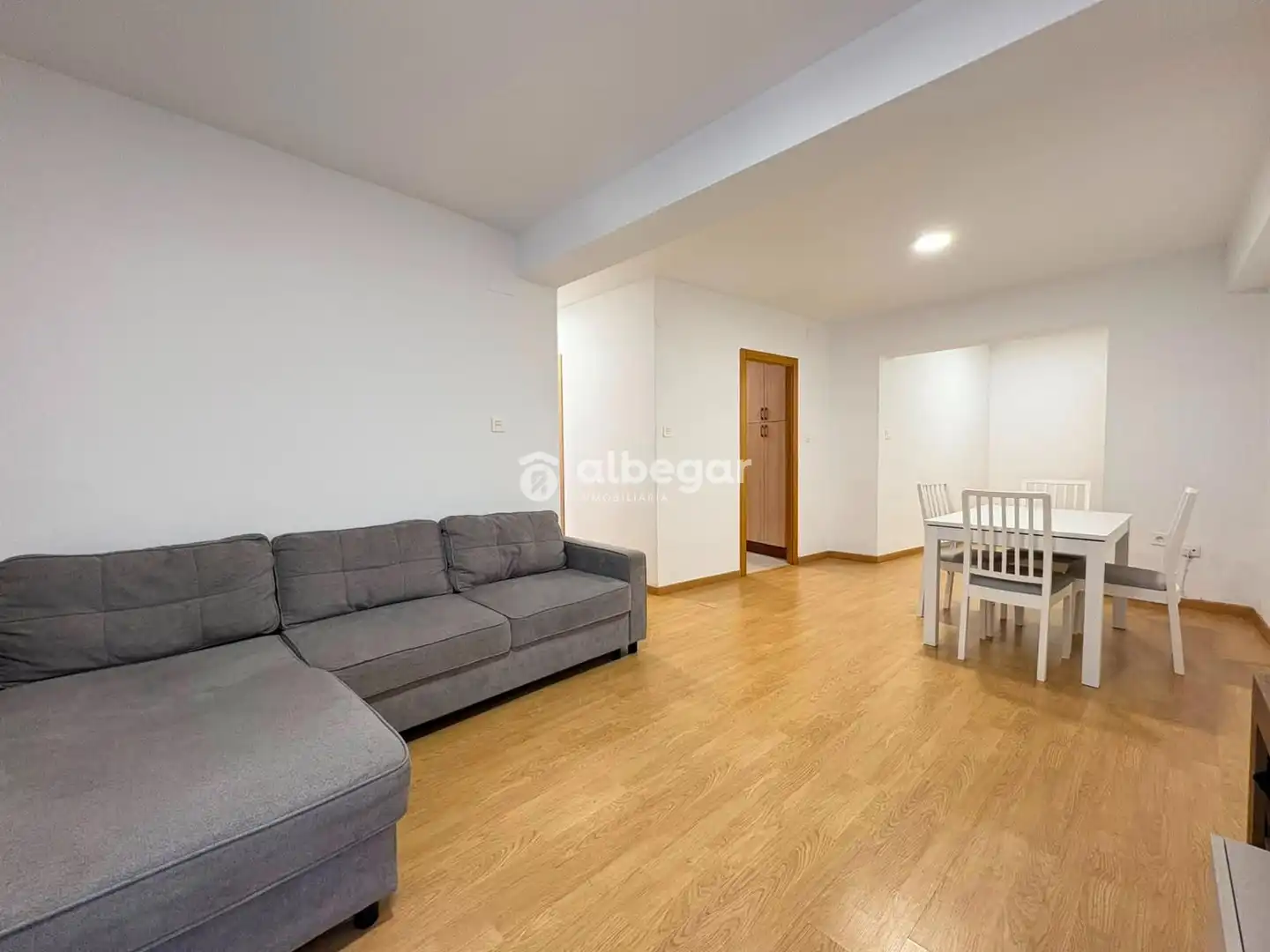 Vista exterior de Piso en venta en Quart de Poblet con Aire acondicionado y Amueblado