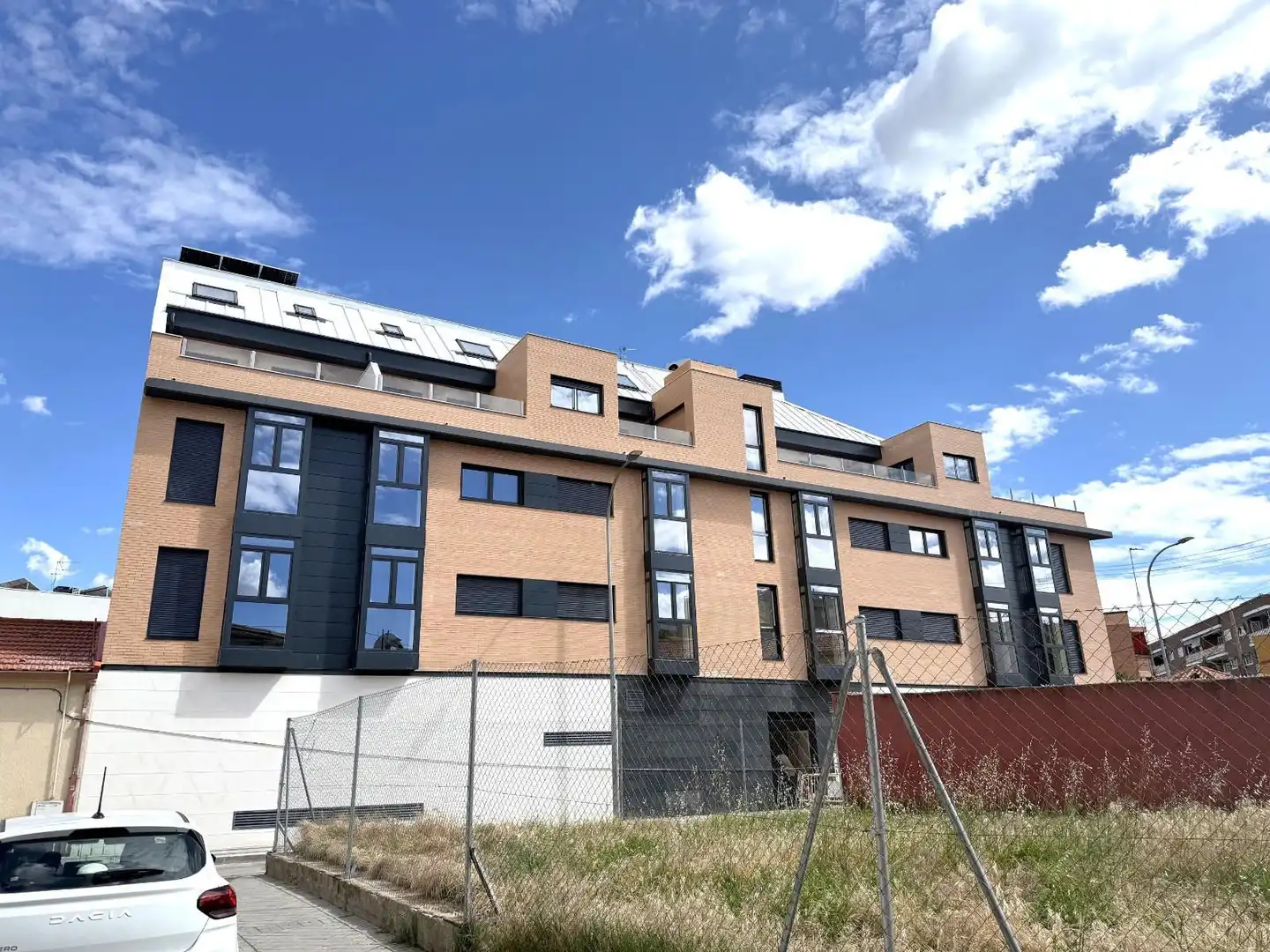 Exterior view of Apartments for sale in Madrid  with Air Conditioner, Heating and Storage room