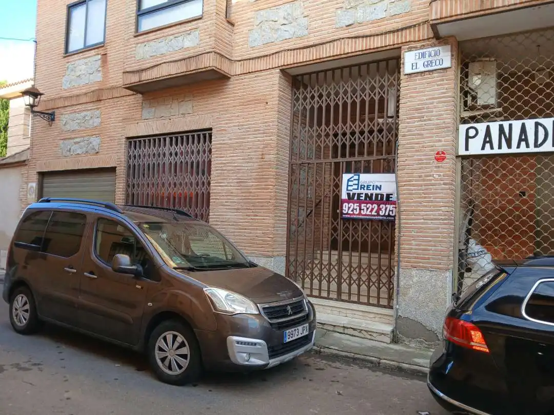 Exterior view of Commercial properties for sale in Yepes  with Air Conditioner