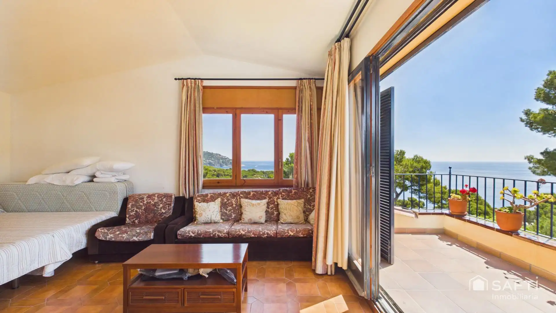 Living room of Detached homes for sale in Palafrugell  with Air Conditioner, Heating and Terrace
