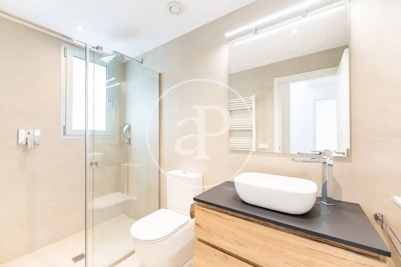 Baño de Casa adosada en venta en  Palma de Mallorca con Aire acondicionado, Calefacción y Jardín privado