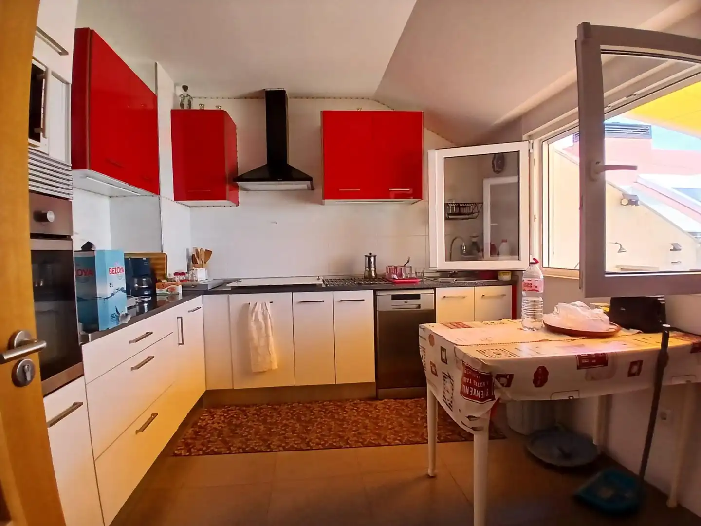 Küche von Wohnung zum Verkauf in Muros mit Heizung, Terrasse und Abstellraum