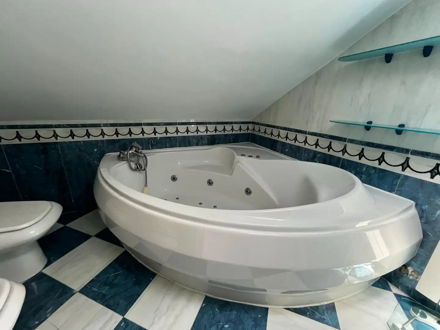 Badezimmer von Maisonette zur Miete in Ciudad Real mit Möbliert