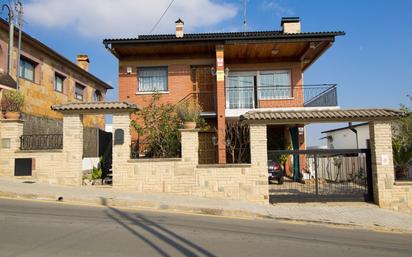 Exterior view of House or chalet for sale in Viladecans  with Private garden, Balcony and Alarm