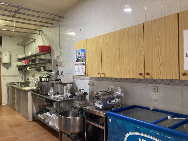 Local comercial en Alquiler en Torrent - CL ARXIPRESTE VICENTE MENGOD en Poble Nou