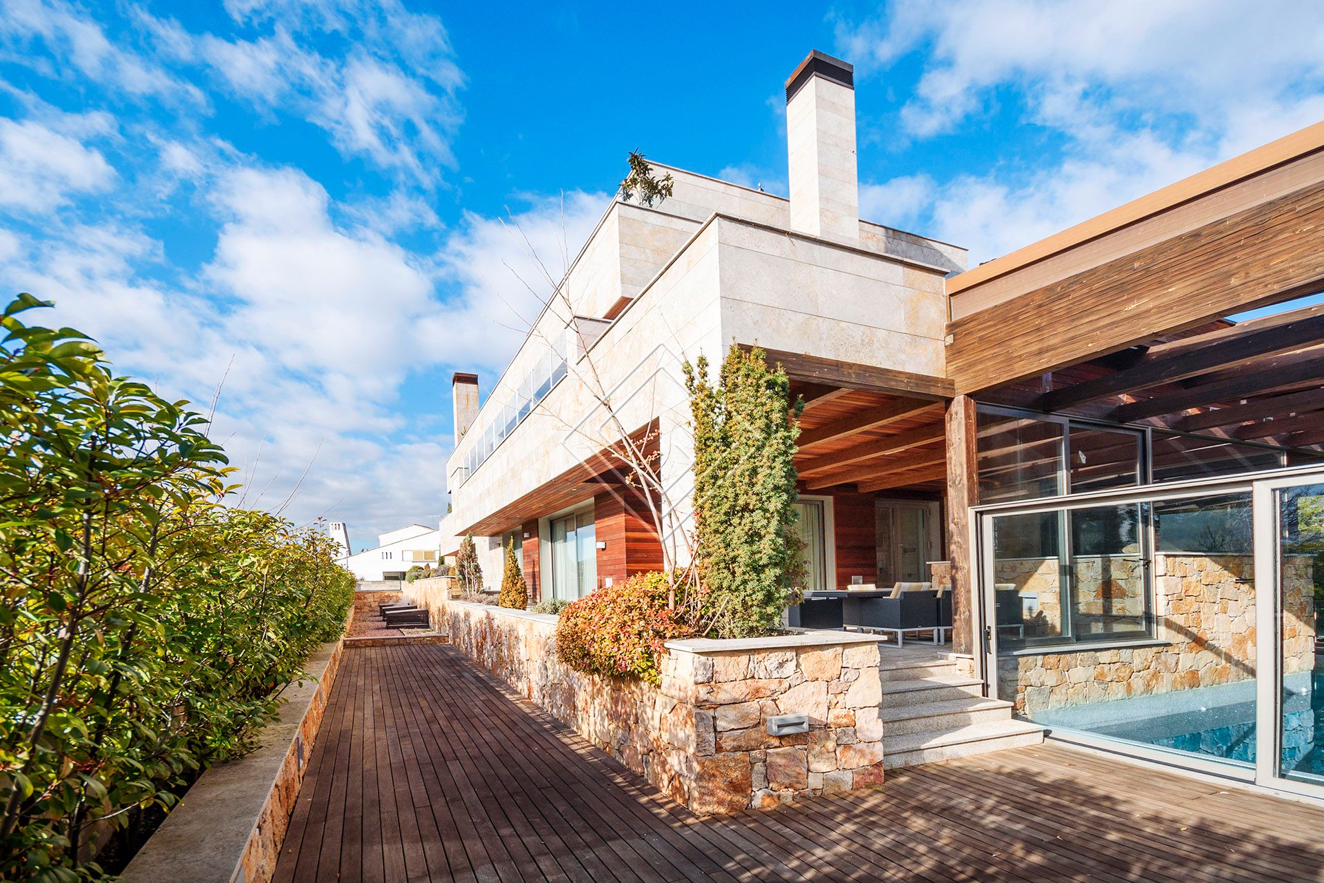 Vista exterior de Casa o chalet en venta en  Madrid Capital con Aire acondicionado, Calefacción y Jardín privado