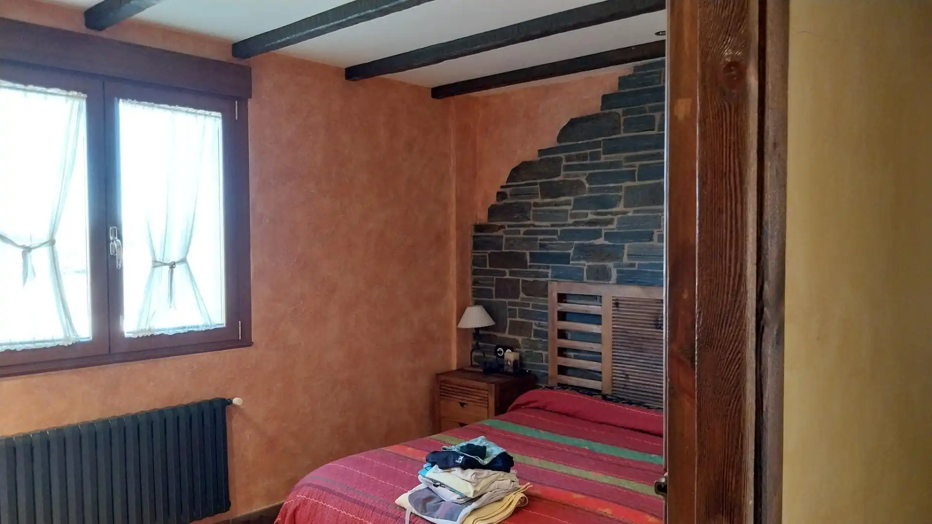Bedroom of Houses for sale in Laza  with Private garden, Terrace and Furnished
