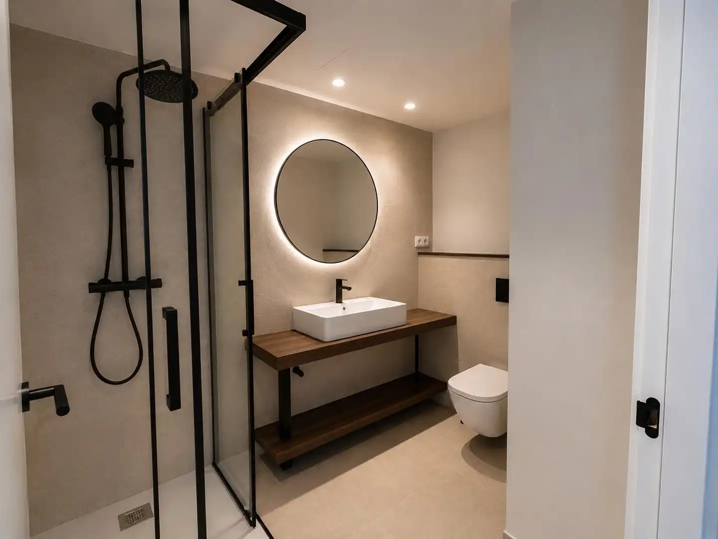 Bathroom of Apartments for sale in Granollers  with Air Conditioner, Heating and Parquet flooring