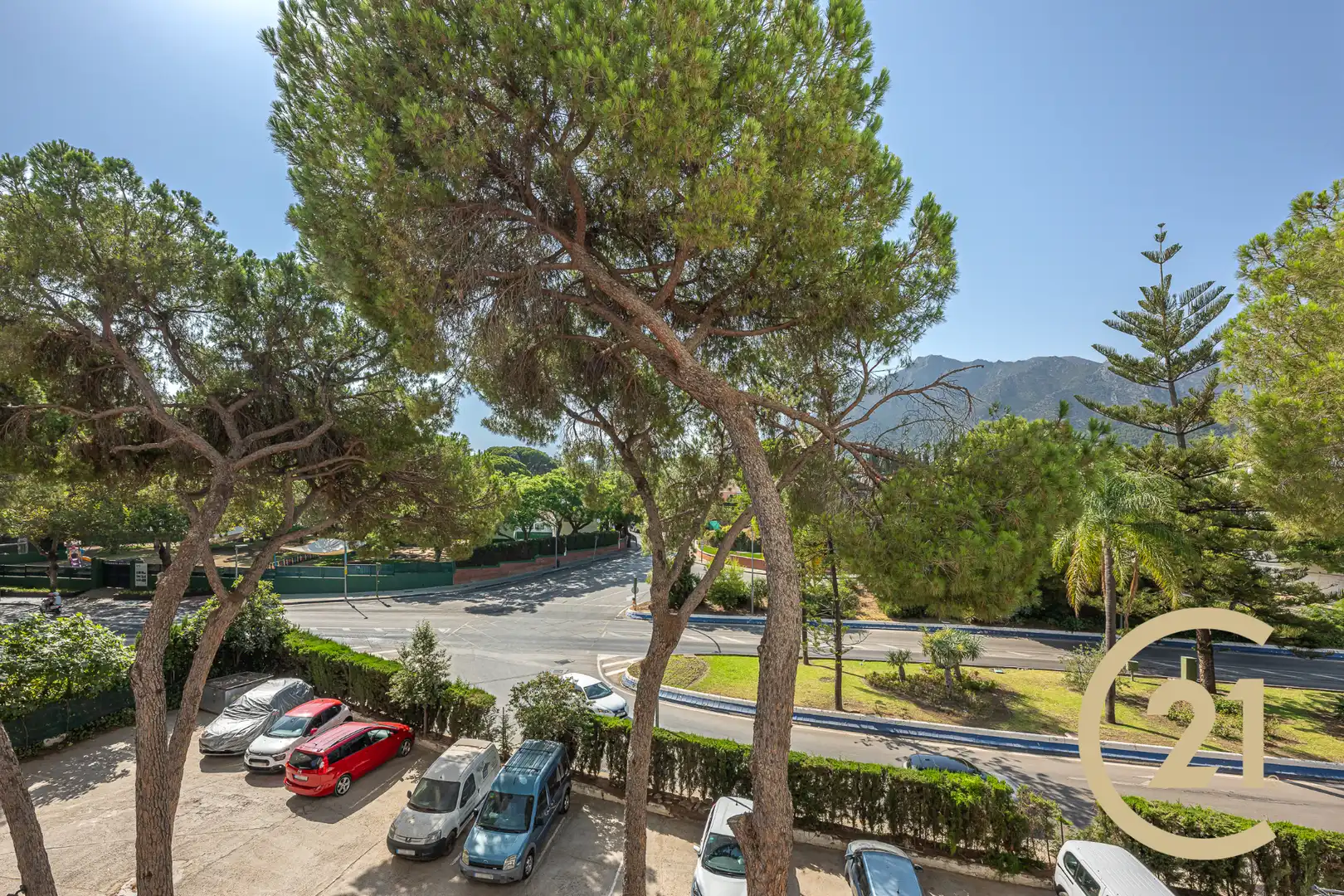 Vista exterior de Piso en venta en Marbella con Aire acondicionado y Terraza