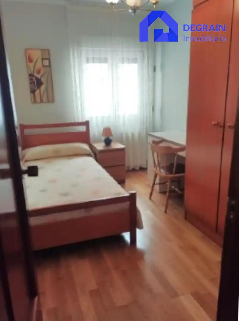 Flat for rent in Oviedo - BUENAVENTURA PAREDES, Milán - Pumarín