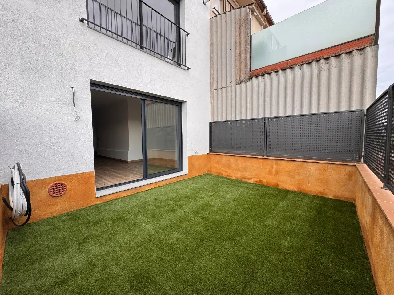 Haus mit Terrasse zum Verkauf in Carrer Sardenya, imagen 3