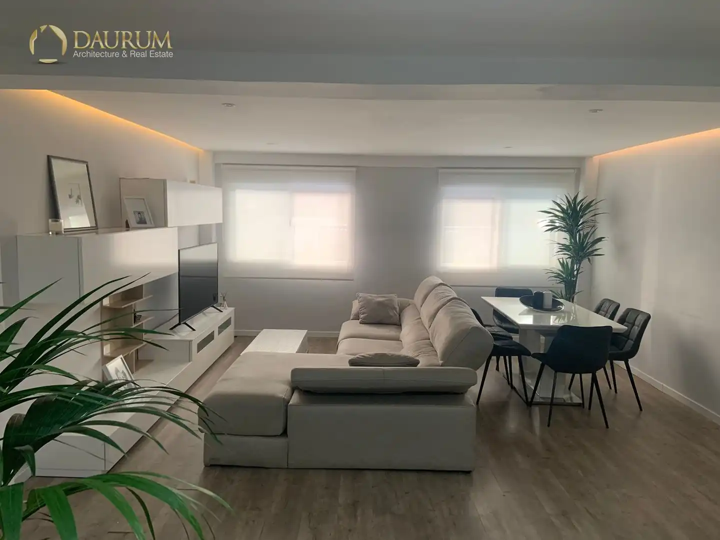 Flat for sale in CALLE PRESBÍTERO BALTASAR CARRASCO, imagen 2