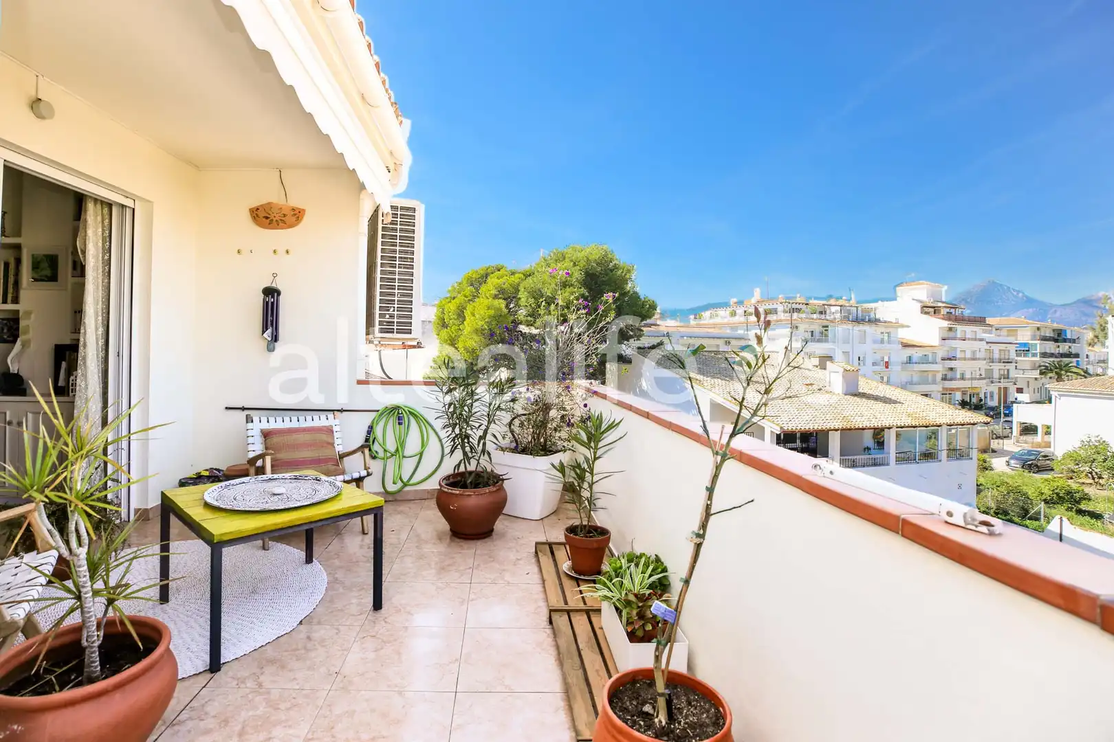 Außenansicht von Dachboden zum Verkauf in Altea mit Klimaanlage und Terrasse