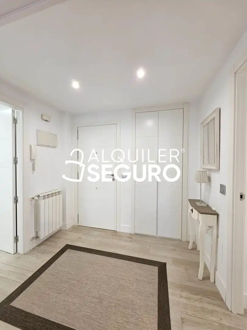 Bedroom of Flat for rent in Boadilla del Monte  with Air Conditioner, Heating and Terrace