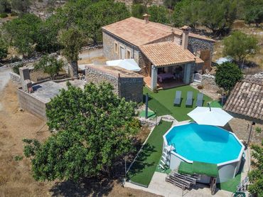 Maison rustique avec piscine à louer à Artà Poble