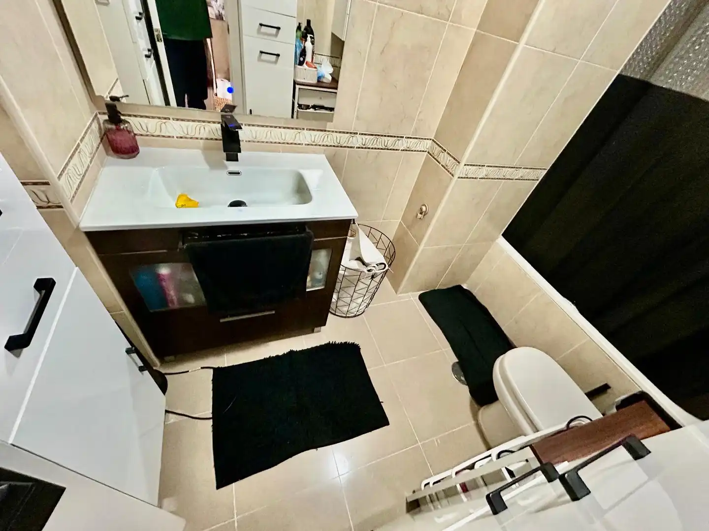 Bathroom of Flat for sale in Roquetas de Mar  with Air Conditioner, Terrace and Community pool