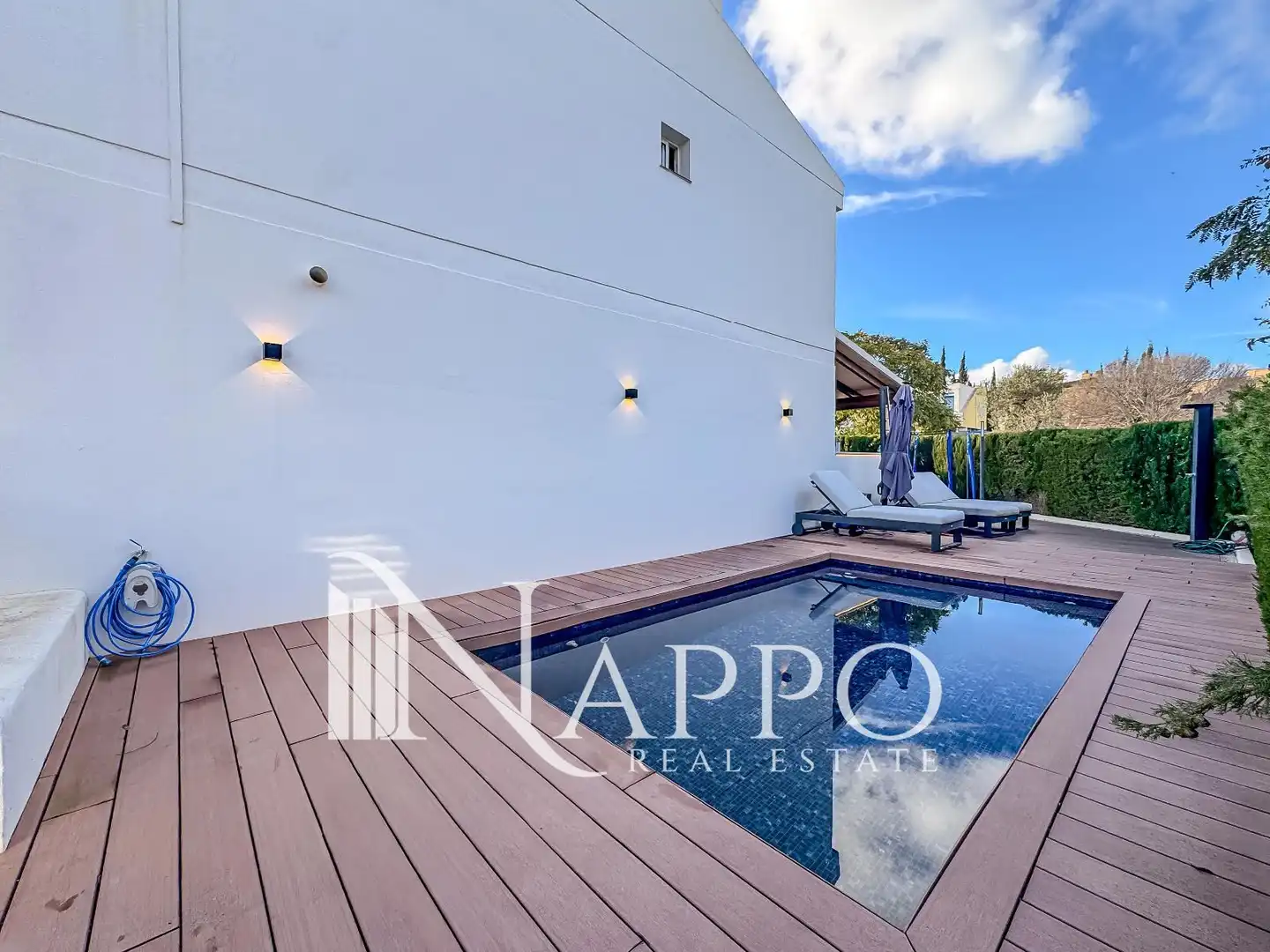 Vista exterior de Casa adosada en venta en Calvià con Aire acondicionado, Calefacción y Jardín privado