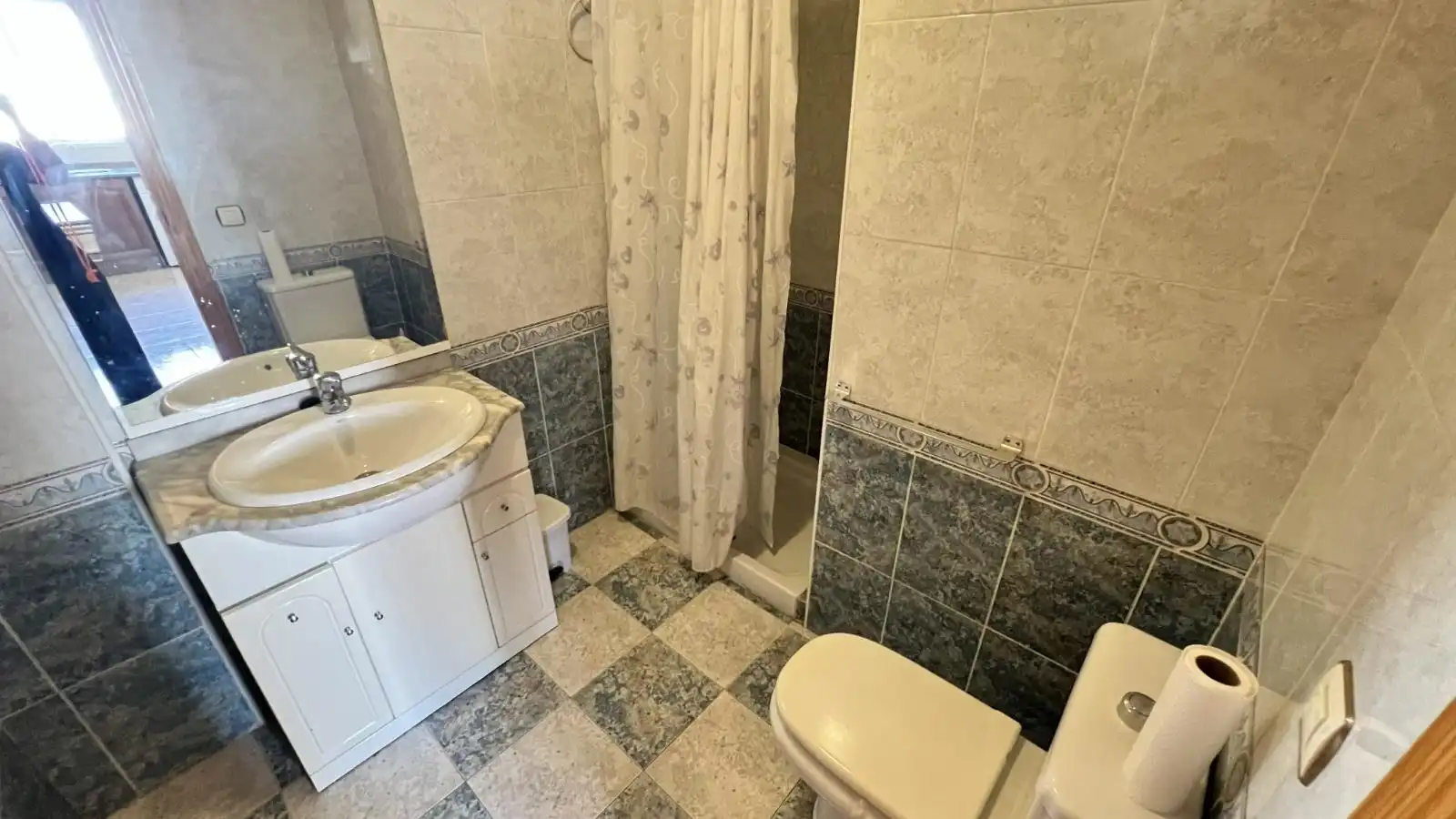 Baño de Casa adosada en venta en Torrevieja con Aire acondicionado, Jardín privado y Terraza